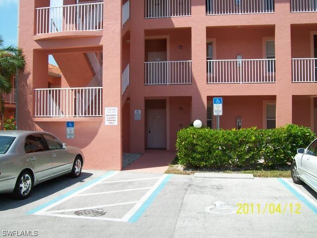 519 Roma Ct. #101, Naples, FL 34108