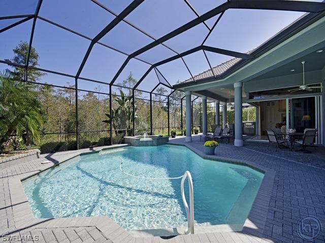 7536 Treeline Dr., Naples, FL 34119