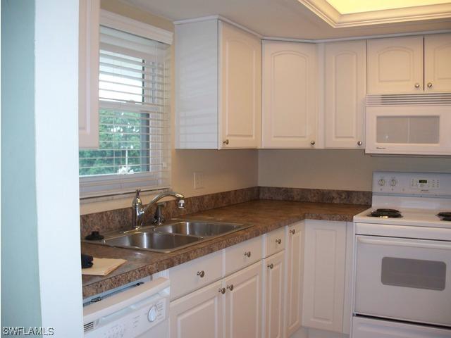 5435 Rattlesnake Hammock Rd. #E308, Naples, FL