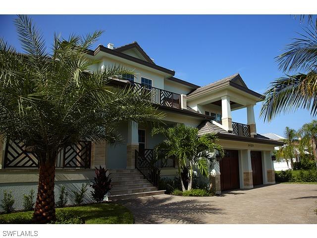 1420 Osprey Ave., Naples, FL 34102