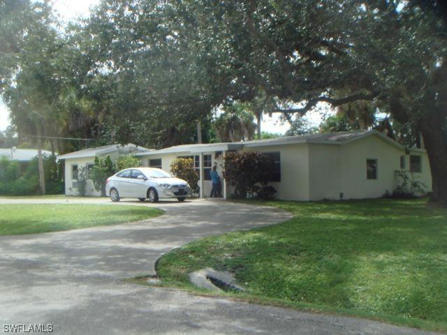 3074 Gordon St., Naples, FL