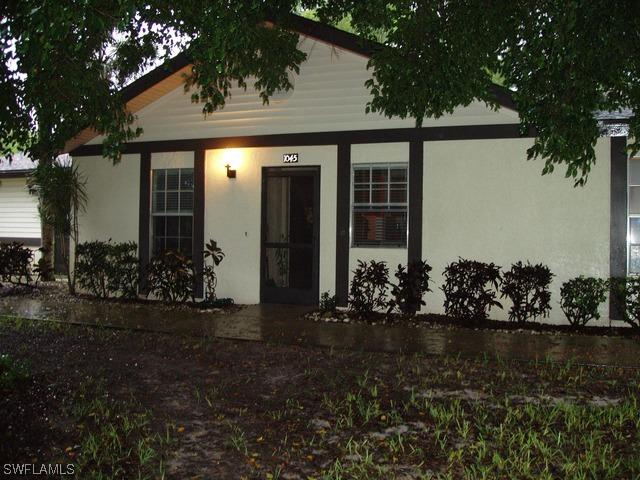 1045 Pine Isle Ln., Naples, FL