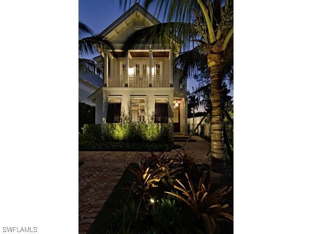 22 6th St., Naples, FL 34102