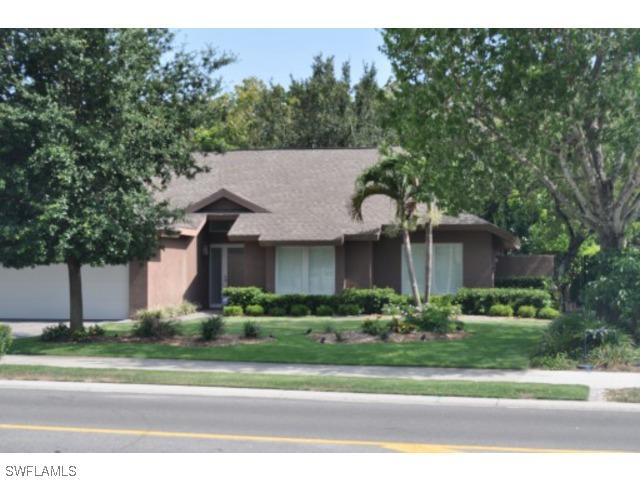 2560 River Reach Dr., Naples, FL 34104