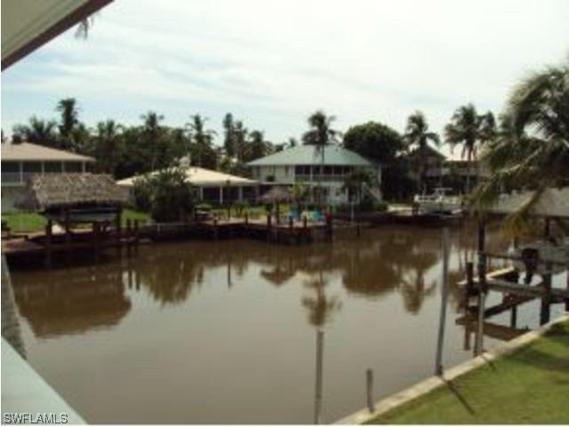 568 Coconut Ave., Goodland, FL 34140