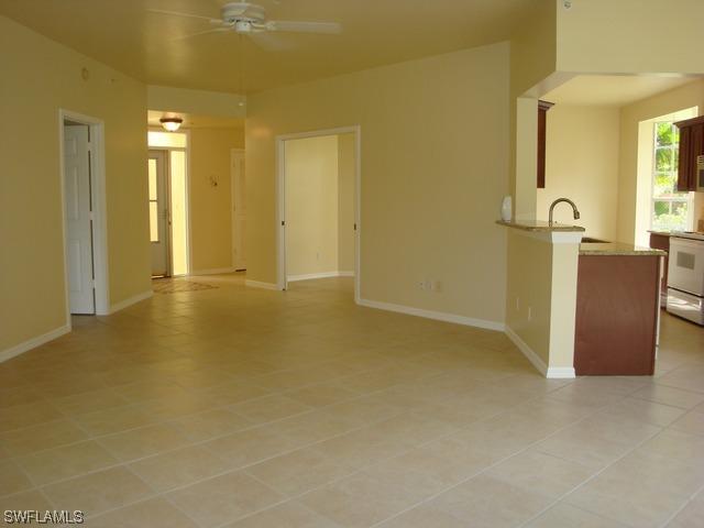 56 Silver Oaks Cir. #14101, Naples, FL