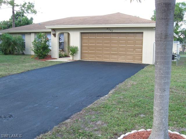 4545 23rd Ave., Naples, FL 34116