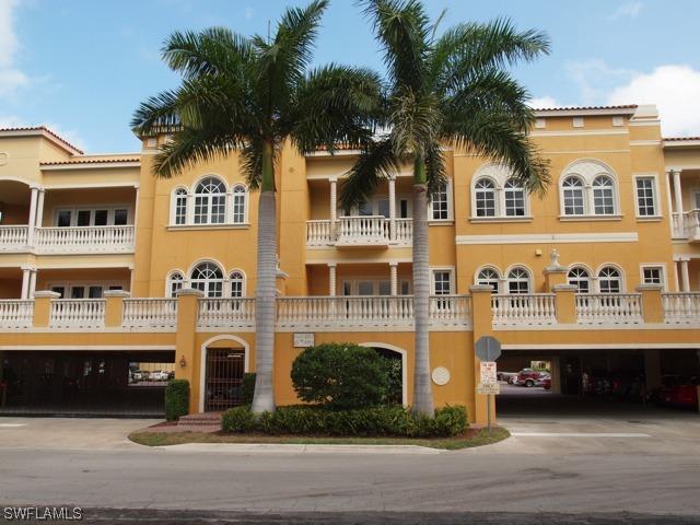 631 6th Ave. #304, Naples, FL 34102