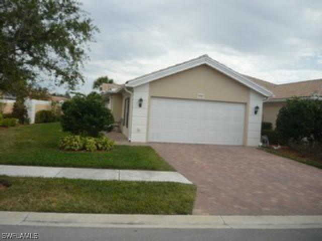 8182 Xenia Ln., Naples, FL 34114