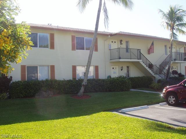 272 Winners Cir. #3, Naples, FL