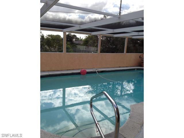 5330 Warren St., Naples, FL