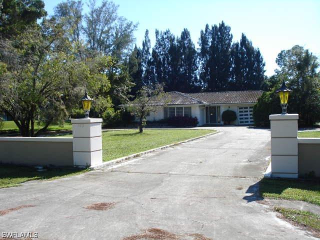 589 Carica Rd., Naples, FL