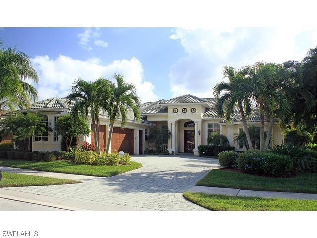 5943 Barclay Ln., Naples, FL