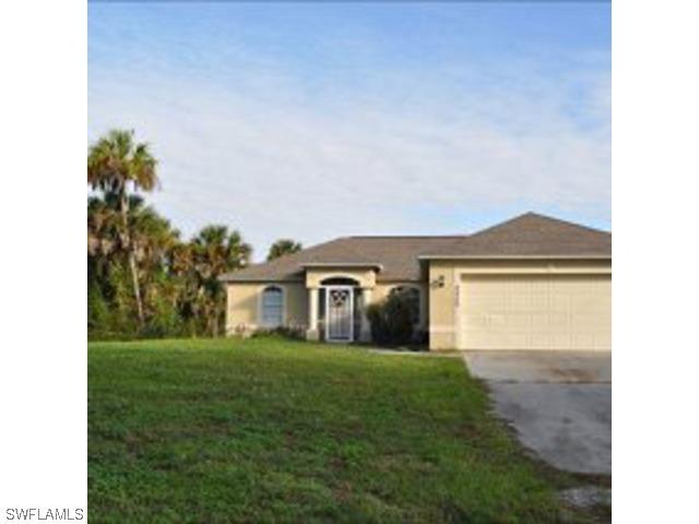 4869 22nd Ave., Naples, FL 34117