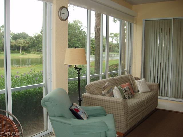 2125 Aberdeen Ln., Naples, FL