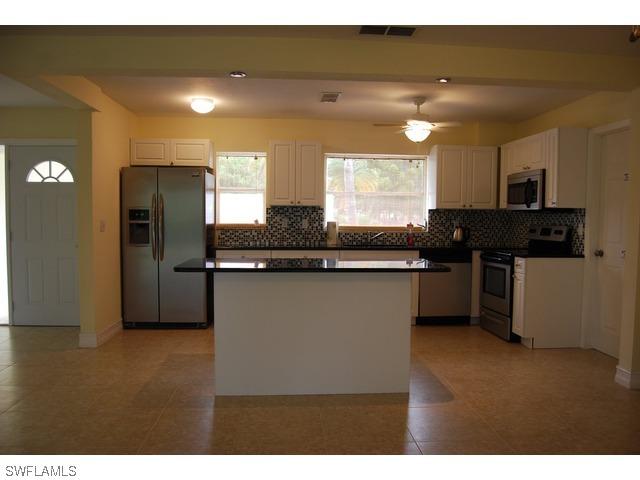 2132 42nd St., Naples, FL 34116