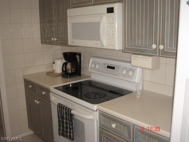 765 Willowbrook Dr., Naples, FL