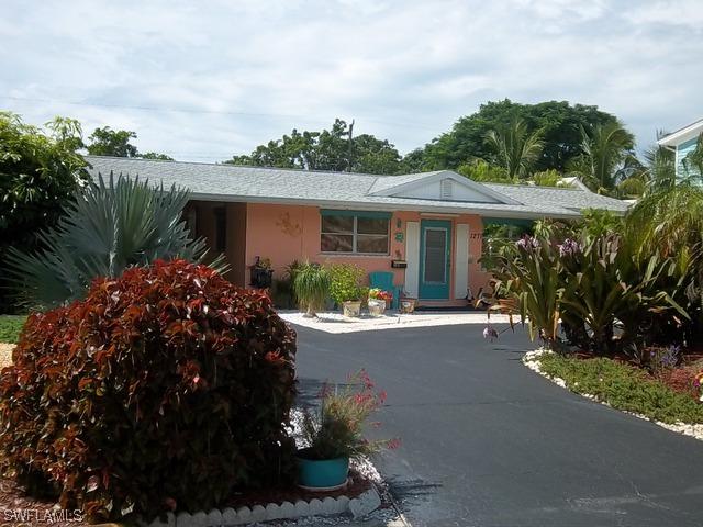 1271 12th St., Naples, FL 34102