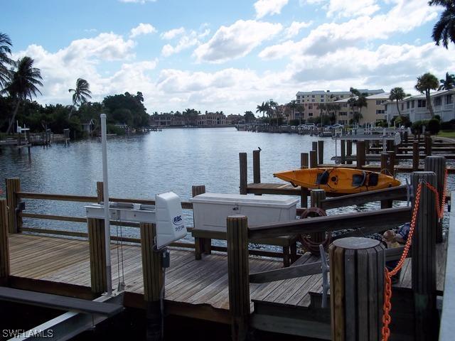 2100 Gulf Shore Blvd., Naples, FL 34103