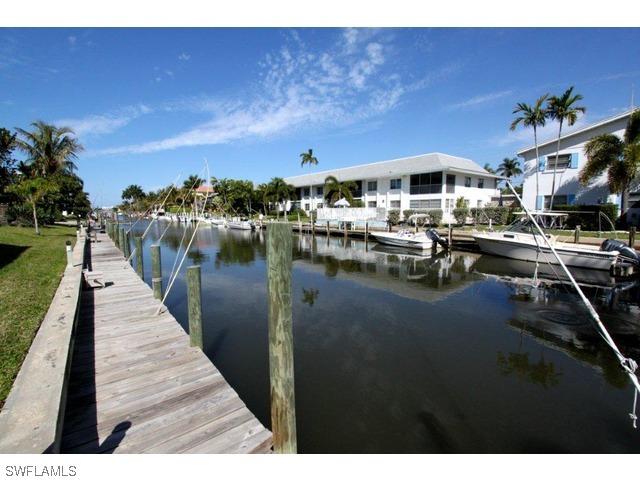 1625 Chesapeake Ave., Naples, FL 34102