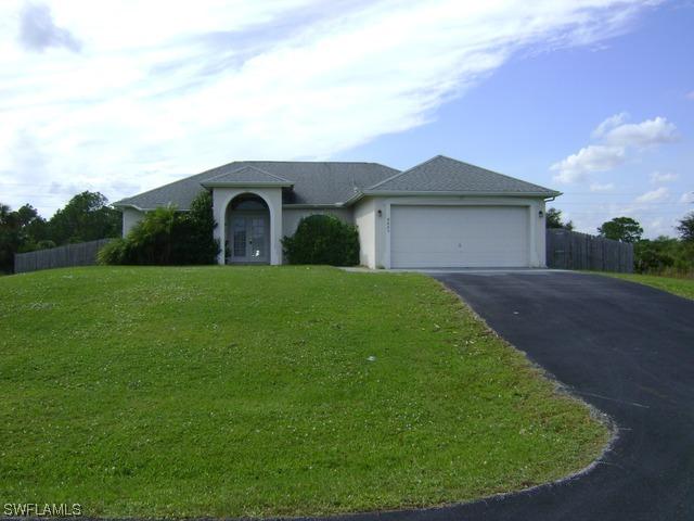 4885 8th St., Naples, FL 34120