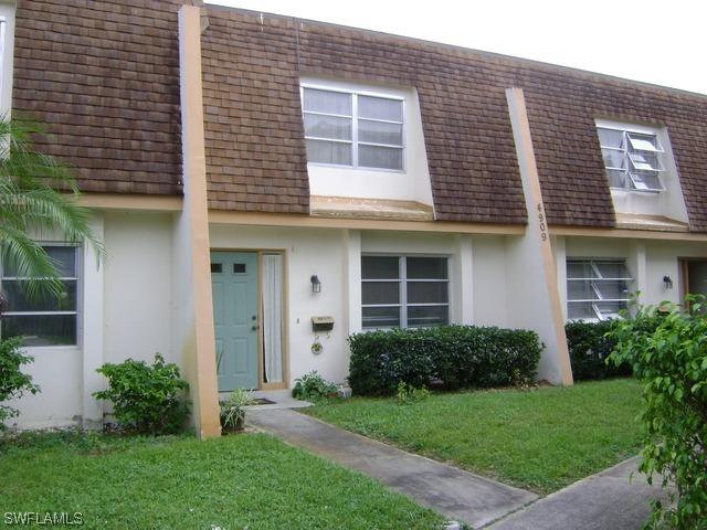 4909 Catalina Dr., Naples, FL