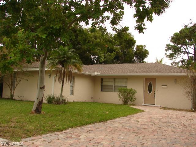 2457 Poinciana St., Naples, FL