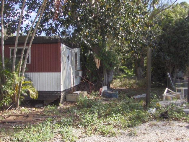 2700 Holly Ave., Naples, FL 34112