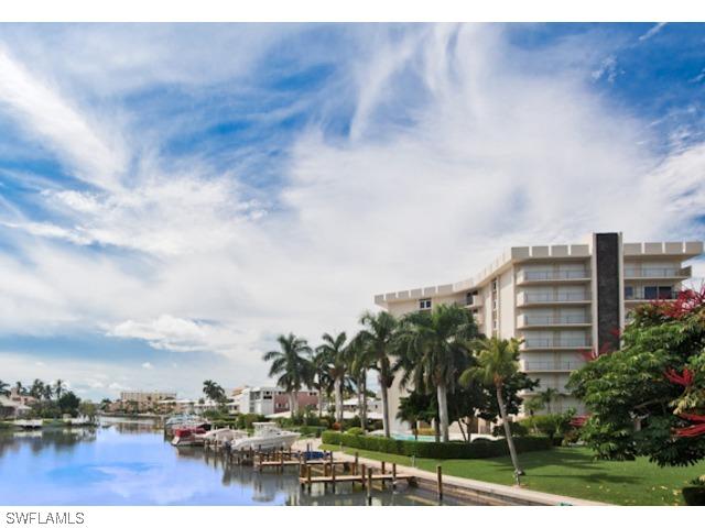 2150 Gulf Shore Blvd., Naples, FL