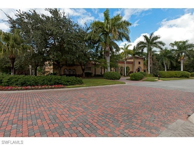 4213 Brynwood Dr., Naples, FL 34119