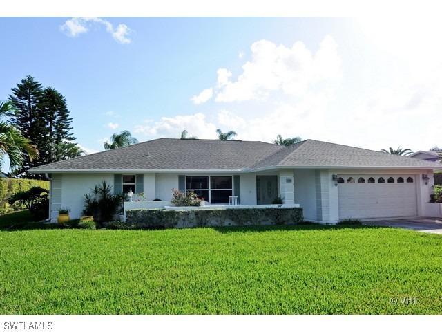 1290 Nottingham Dr., Naples, FL 34109