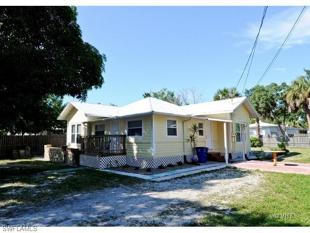 10651 Wilson St., Bonita Springs, FL