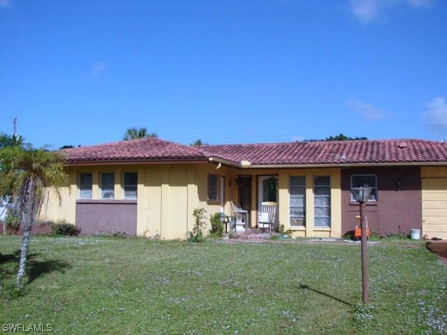 4201 22nd Pl., Naples, FL 34116