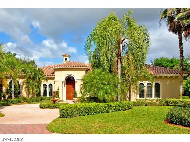 6453 Highcroft Dr., Naples, FL 34119