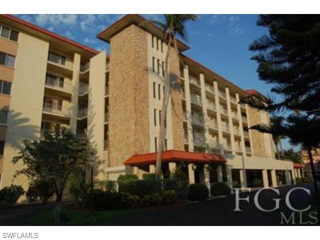 25901 Hickory Blvd. ##305, Bonita Springs, FL 34134