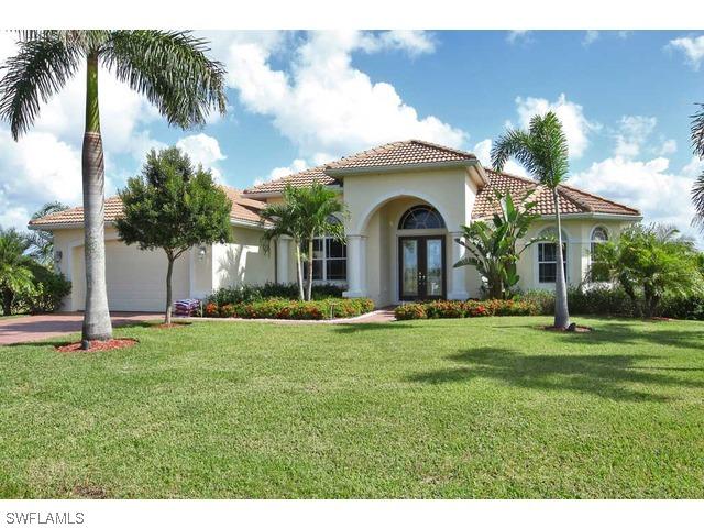 18018 Bluewater Dr., Naples, FL