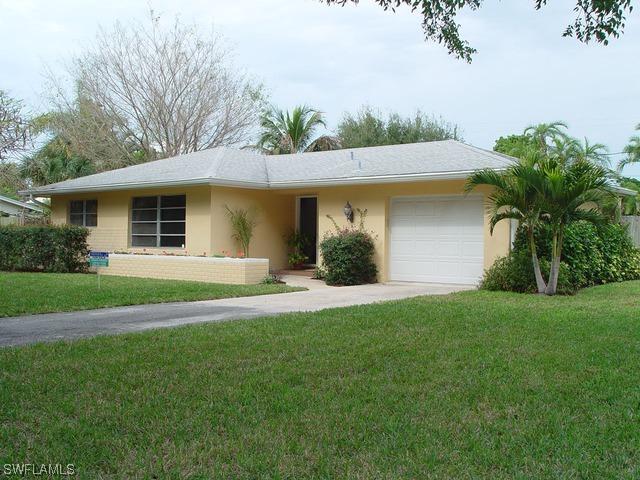 555 3rd Ave., Naples, FL