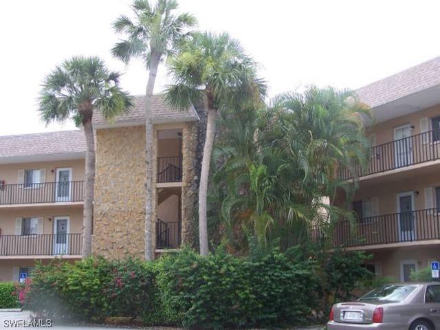 5667 Rattlesnake Hammock Rd., Naples, FL