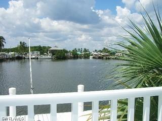 571 Coconut Ave., Goodland, FL 34140