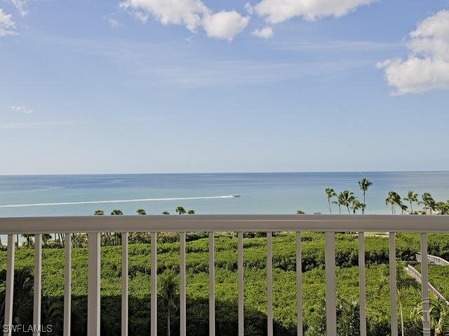 40 Seagate Dr. #504, Naples, FL