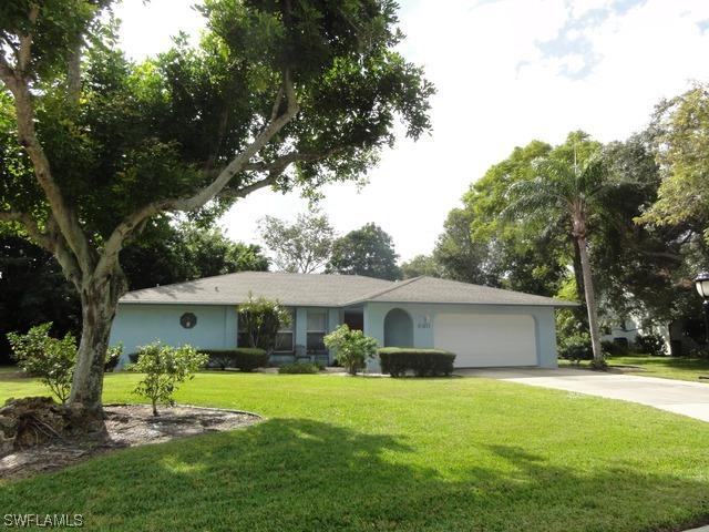 640 York Ter., Naples, FL 34109