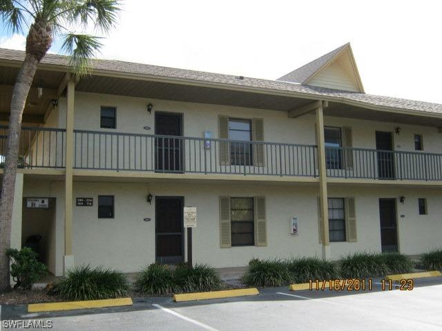 600 Neapolitan Way, Naples, FL