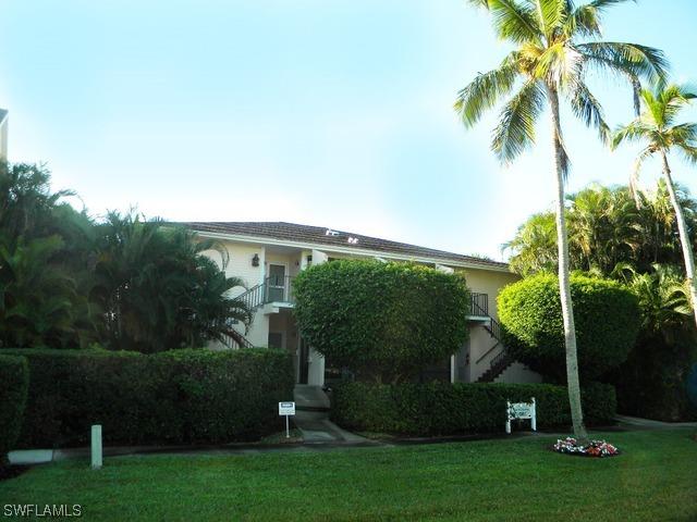 450 11th Ave. #1B, Naples, FL 34102