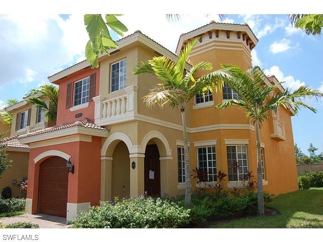 20720 Brassy Pine Way #32, Estero, FL 33928