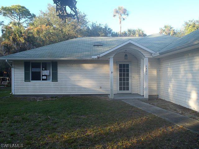 1471 14th Ave., Naples, FL 34120