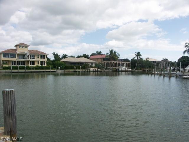 892 Banyan Ct., Marco Island, FL