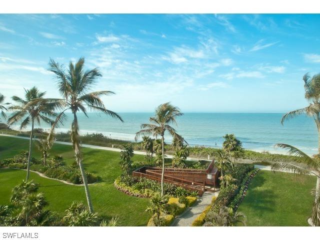 4651 Gulf Shore Blvd. #203, Naples, FL