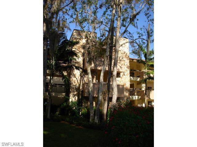 100 Wyndemere Way #A-103, Naples, FL 34105