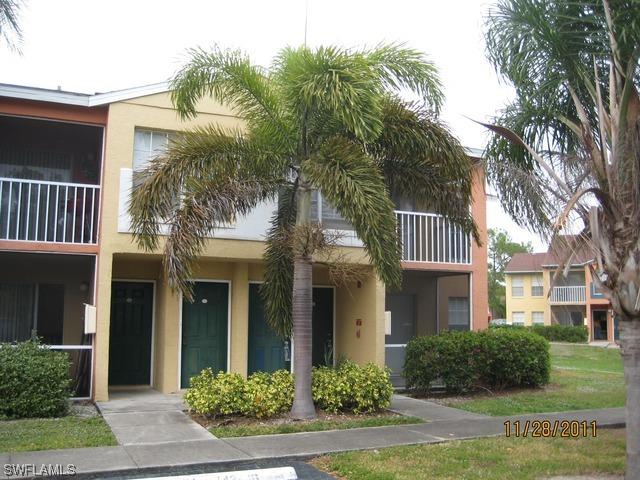 142 Santa Clara Dr. #1, Naples, FL 34104