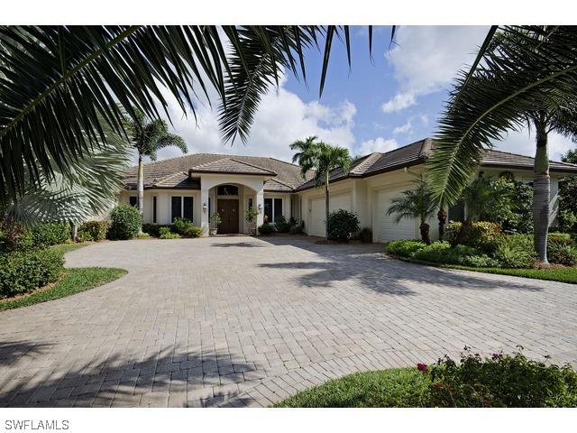 3110 Crayton Rd., Naples, FL 34103